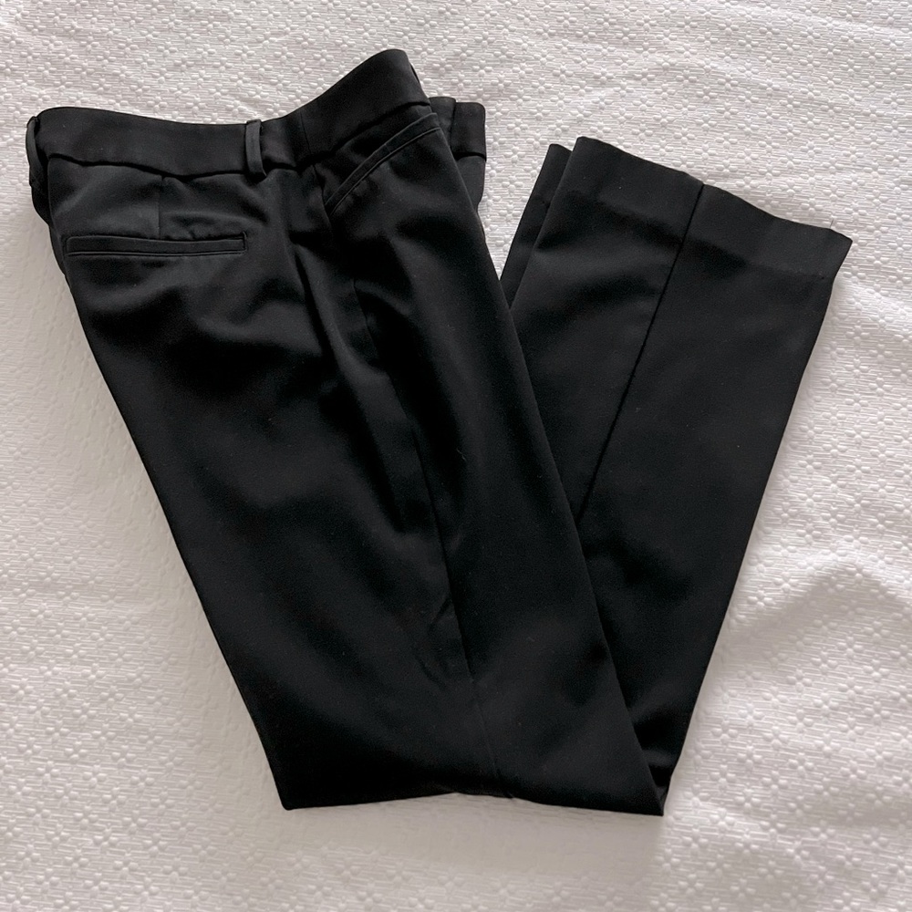 Express Columnist Barely Boot Low Rise, size 2S pants